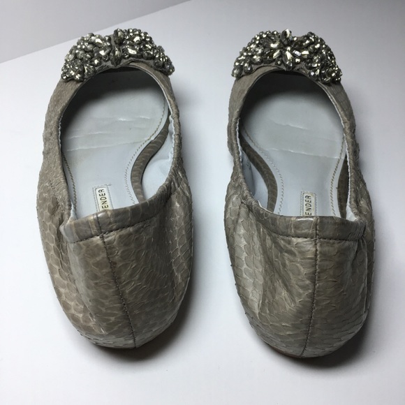 Vera Wang Lavender Gray Snake Peep Toe Flat 6.5 - Picture 4 of 7